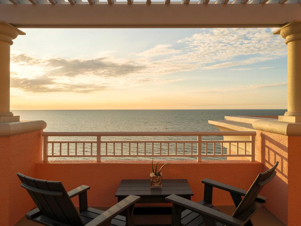 Hyatt Regency Clearwater Beach Resort & Spa - 