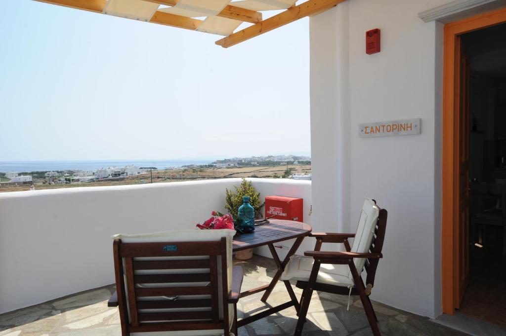Balkón nebo terasa v ubytování Aigaio Studios tinos