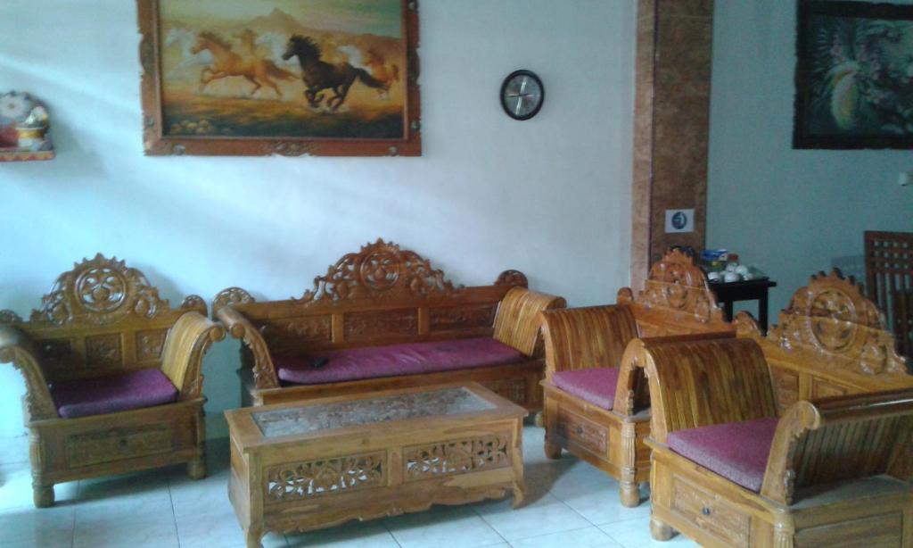 Posezení v ubytování Ratih Bali Hostel