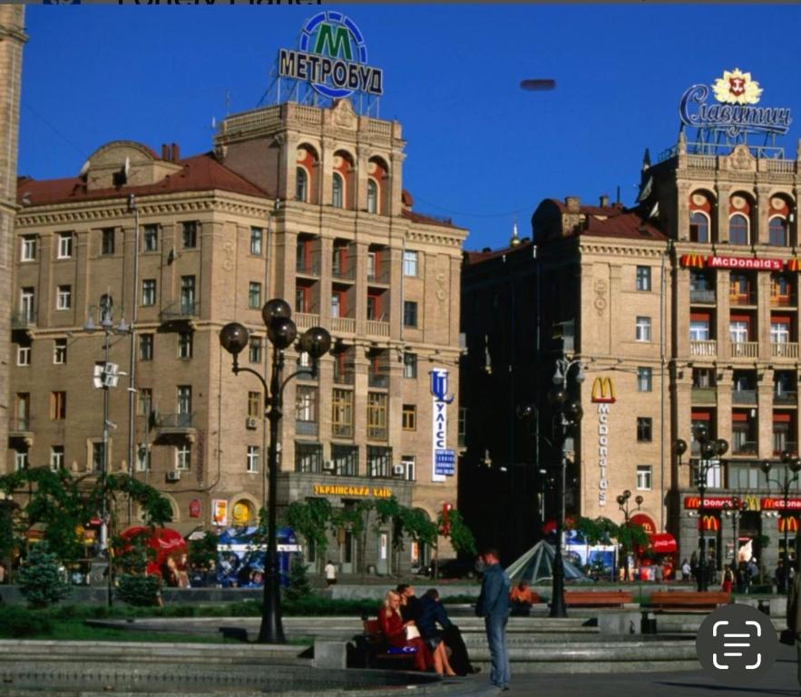Center of the center photo 6