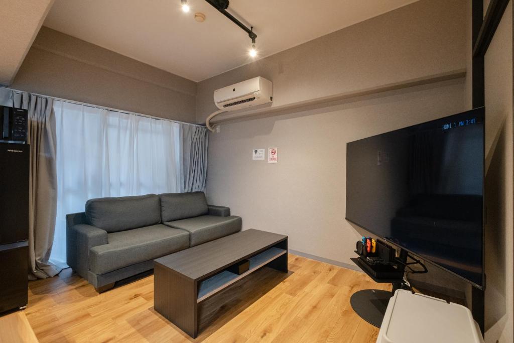 Tasone Stay OSAKA FYJ705