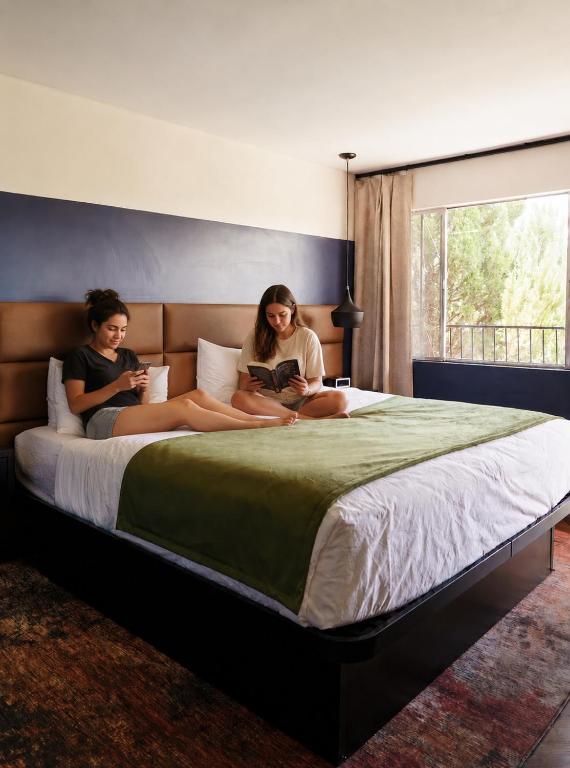 Lake Powell Canyon Inn - Housity