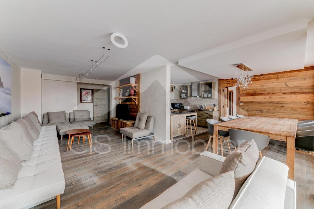 Chalet De Meribel - Magnifique appartement 6 pièces pour 10 personnes dans le centre de Méribel proche des commerces et des pistes de ski MAE-1653