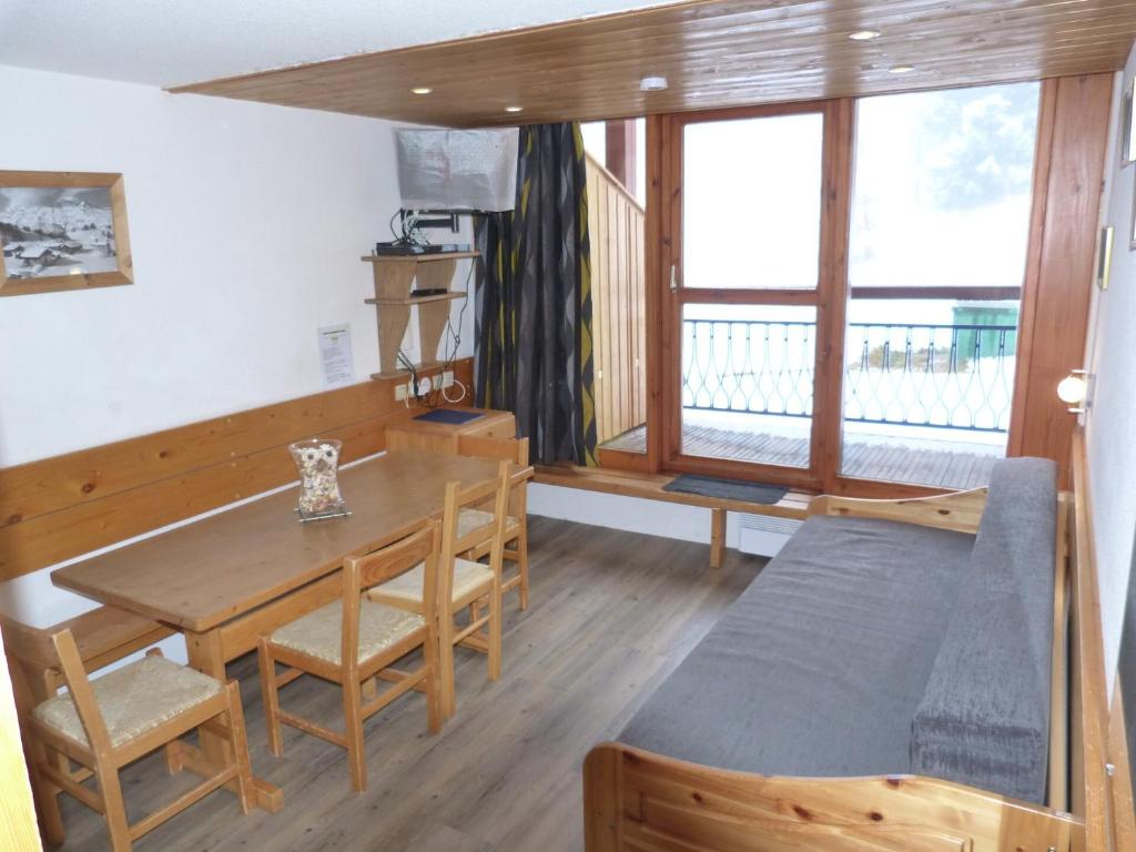 Résidence Aiguille Grive Bat Iii - Appartement 2 pièces 6 personnes en duplex, skis aux pieds, dans le village de Charmettoger à Arc 1800 MAE-1708