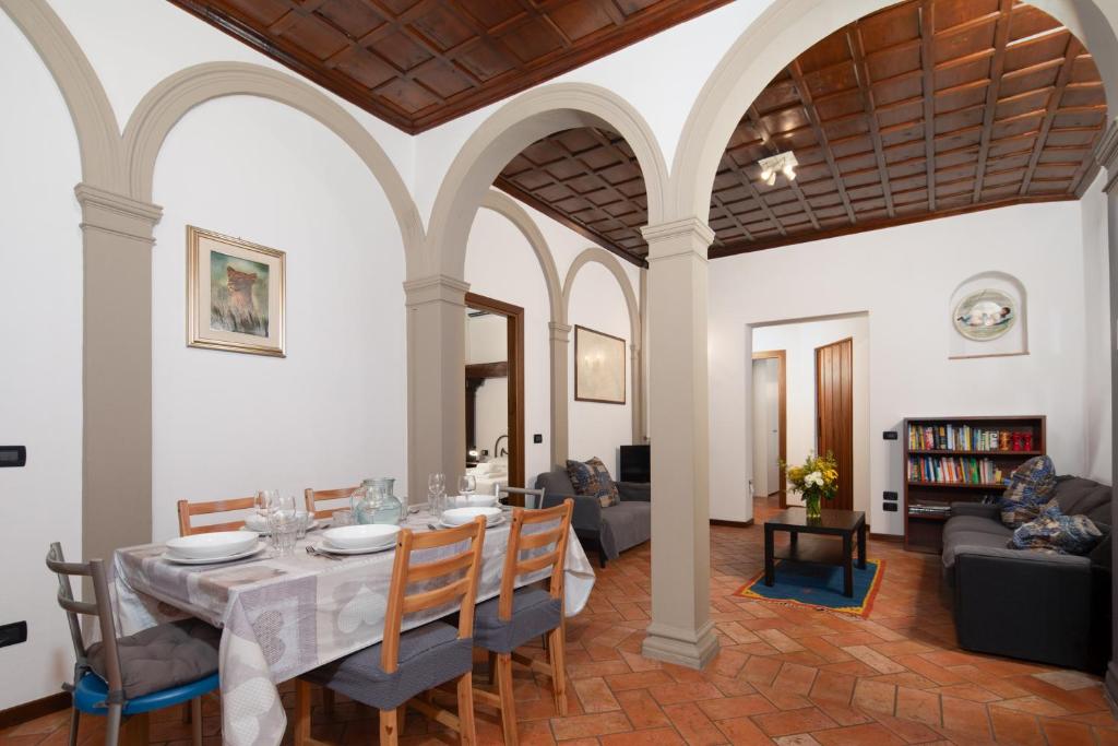 San Frediano Grand Living
