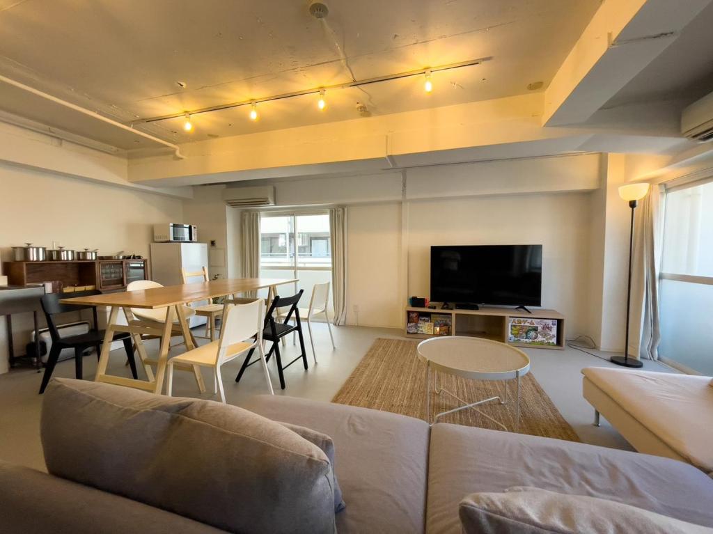 Tasone Stay OSAKA SG301