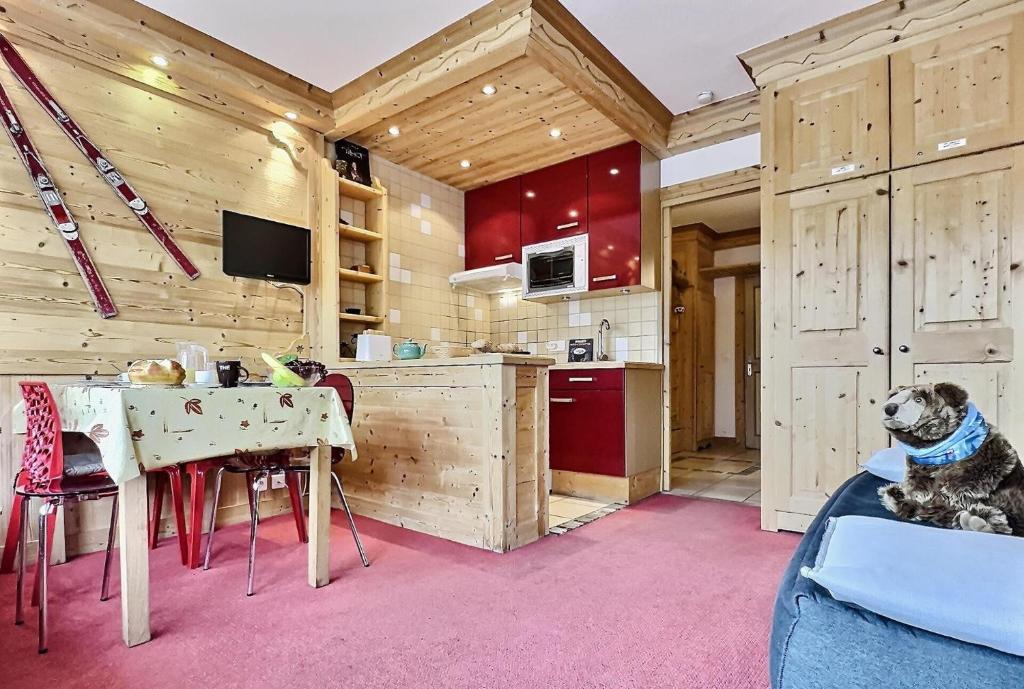 Résidence Le Bec Rouge - Joli studio rénové avec goût pour 4 personnes à Tignes ski aux pieds et proche des commerces dans le quartier du Lac. Appartemen MAE-2094