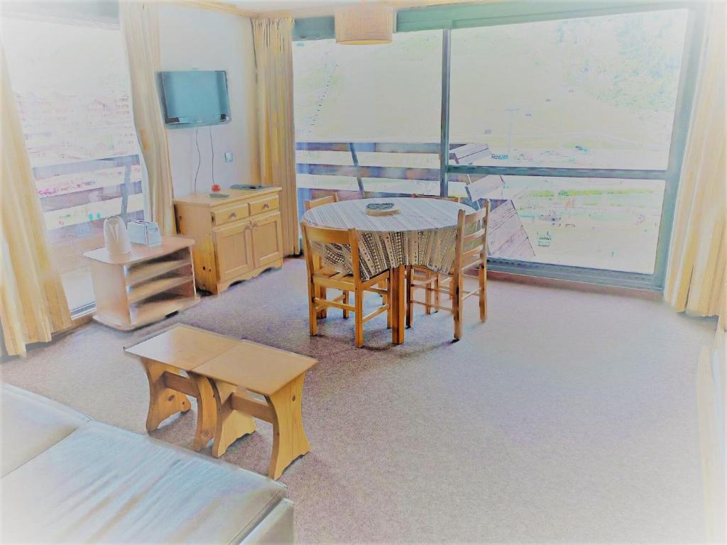 Résidence Le Palafour - Joli et grand studio 4 personnes à Tignes au pied des pistes, des commerces, de l'ESF et de l'office du tourisme dans le quarti MAE-2103