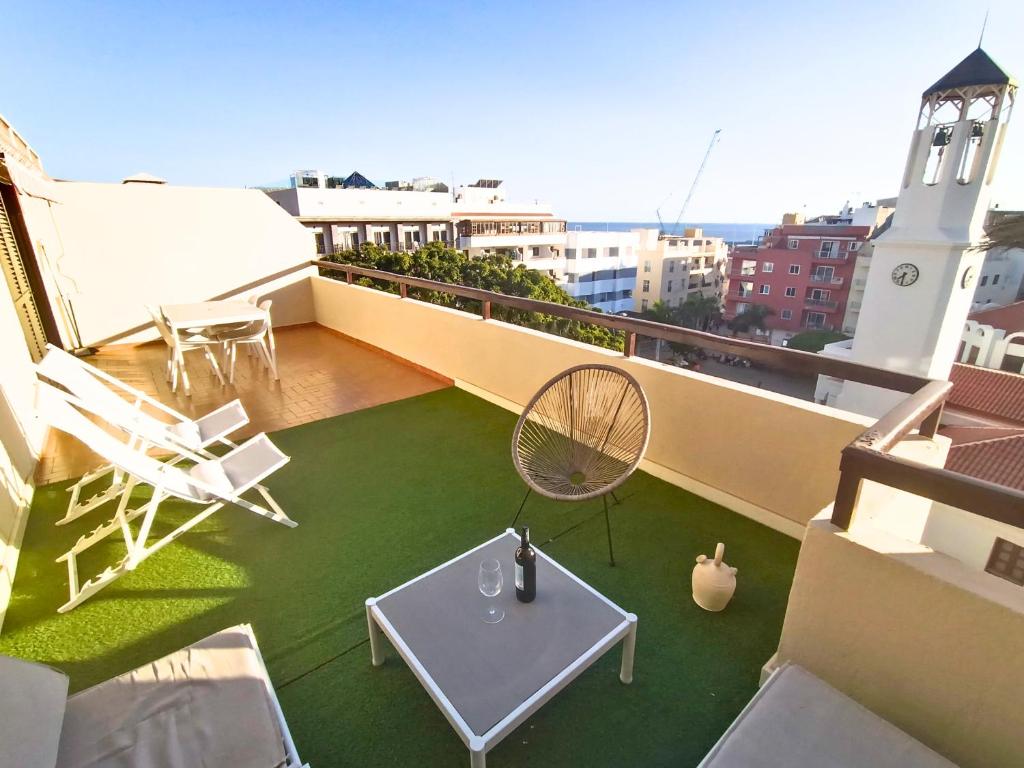 Cozy & Terrace Apartament5