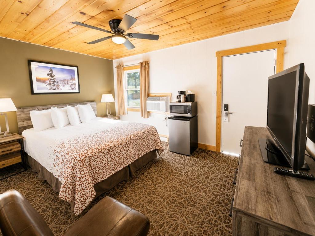 Estes Mountain Inn - 