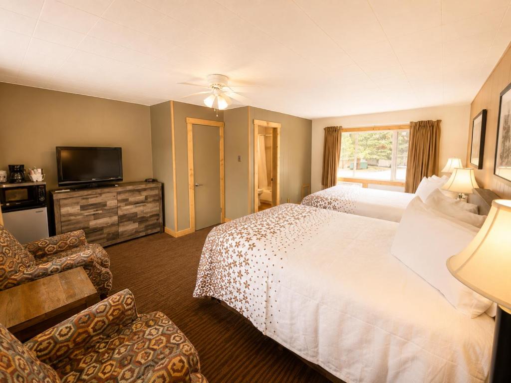 Estes Mountain Inn - 