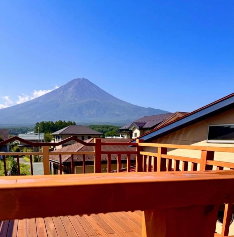 Mt Fuji View Deck - Japanese Dining Private Sauna& Zen Garden villa ietona