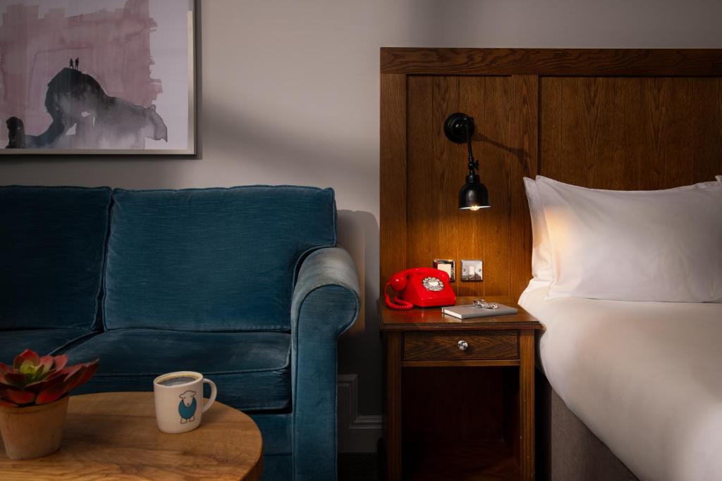 North Lakes Hotel and Spa - 