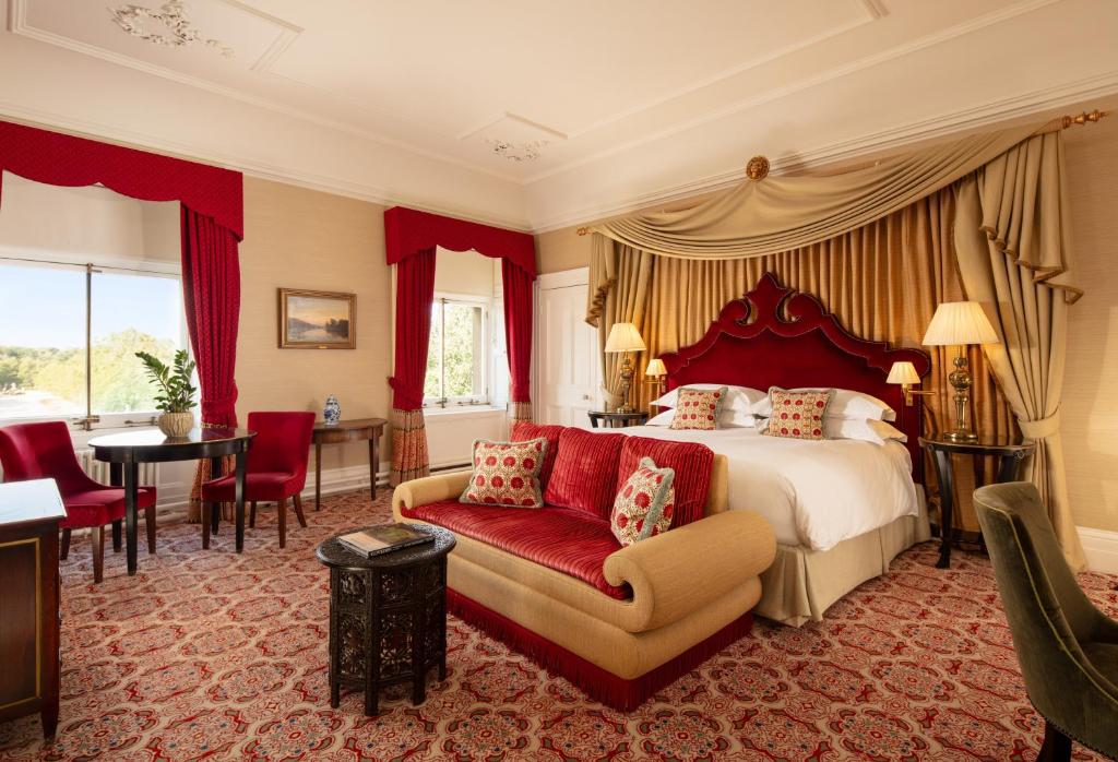 Cliveden House - an Iconic Luxury Hotel - 