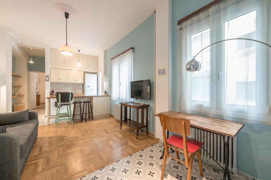 Zen Hive 1BR Apartment in Peaceful Kypseli