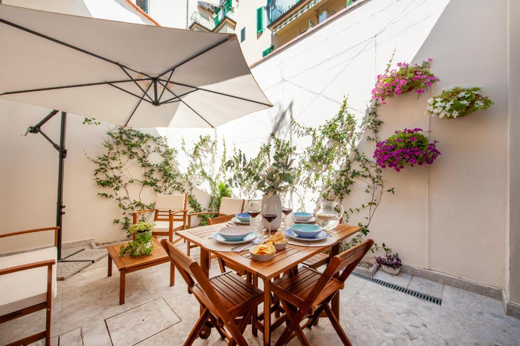 Parcheggio Comodo & Giardino Privato - Tramvia a 5 minuti
