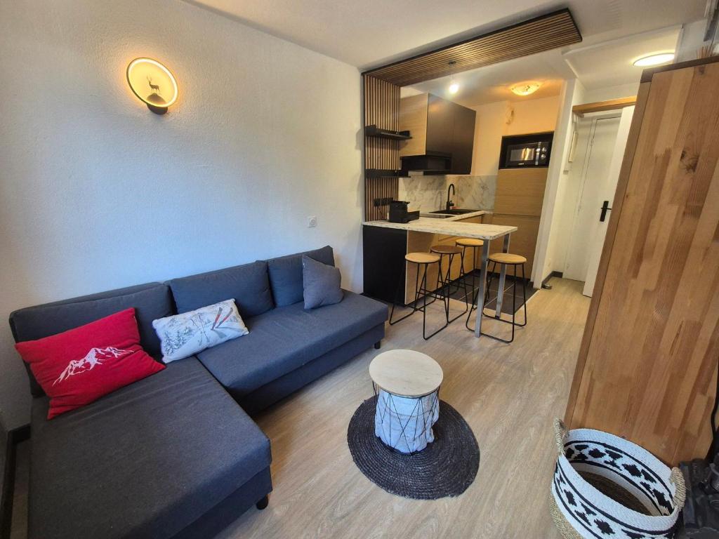 Studio Cabine à Tignes, Accès Direct Pistes, Balcon, WiFi, 4 Pers