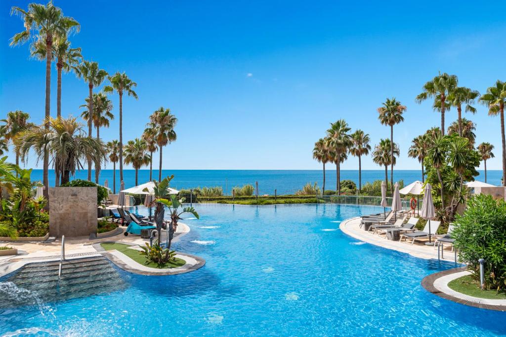Mar Azul Beachfront Apartment