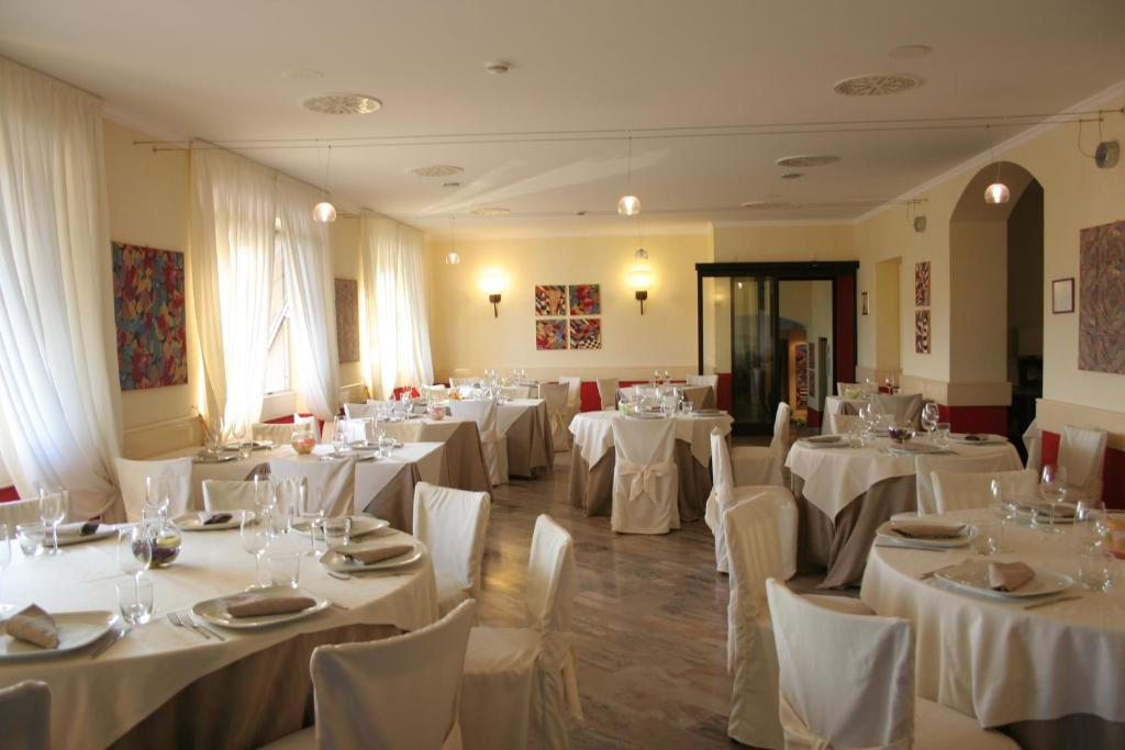 Restaurace v ubytování Hotel Bel Sit