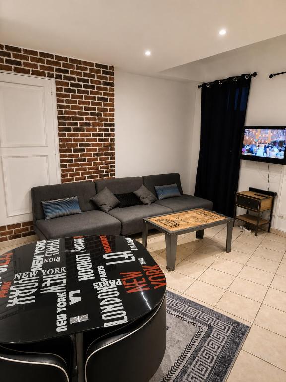 Le Croisette Port Suite