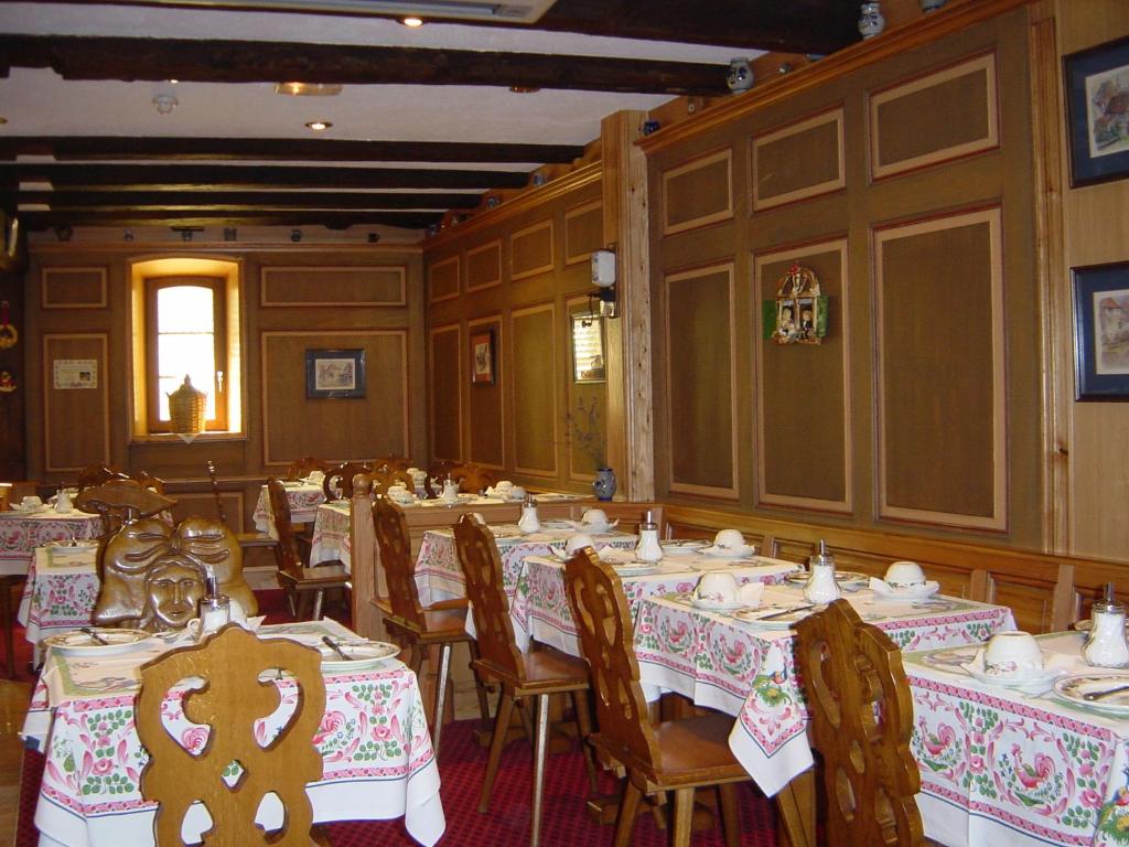 Restaurace v ubytování Hotel Restaurant Père Benoît