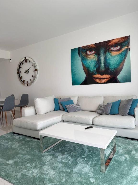 Modern 3BR Apartment in Bel Air