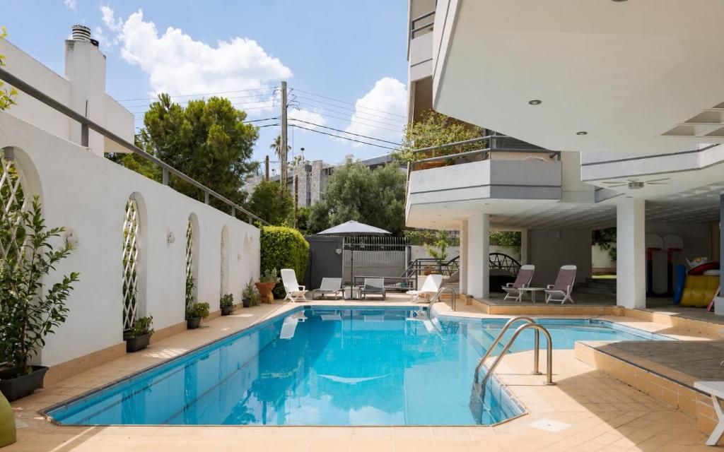 Athenian Riviera Luxurious Villa & Residence