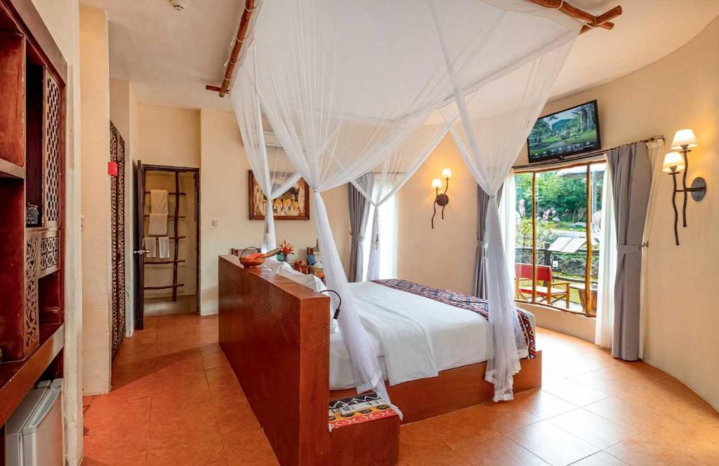 فضای داخلی Mara River Safari Lodge Bali در بالی - تصویر ۳