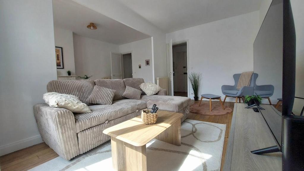 Au coeur de la cité des Sacres
