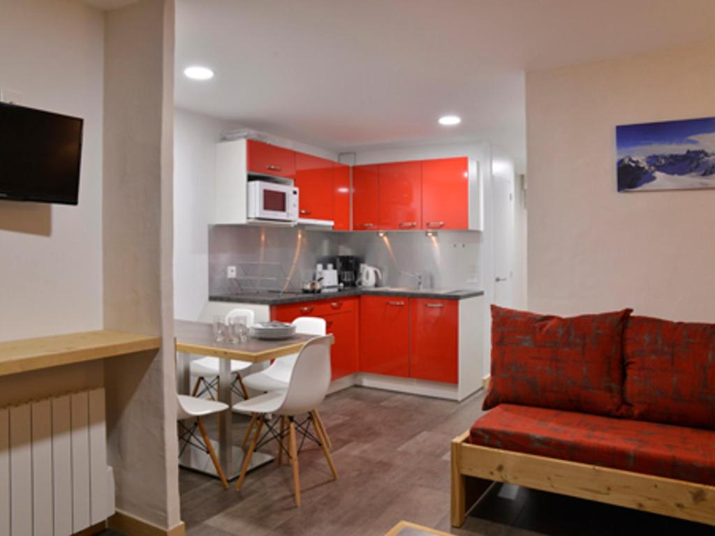 Appartement rénové proche des pistes avec balcon