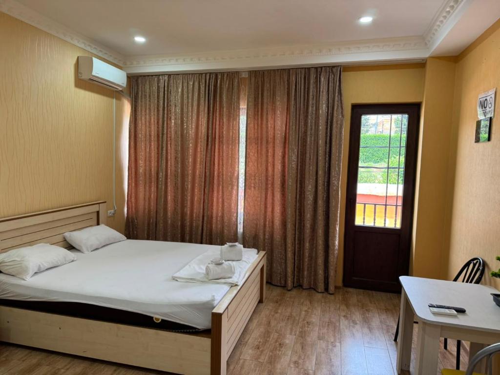فضای داخلی Modern Hotel Tbilisi در تفلیس - تصویر ۳