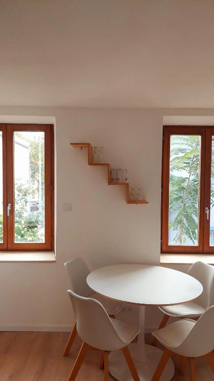 Large Private Room Near Colmar Center with Free Public Parking – photo 18