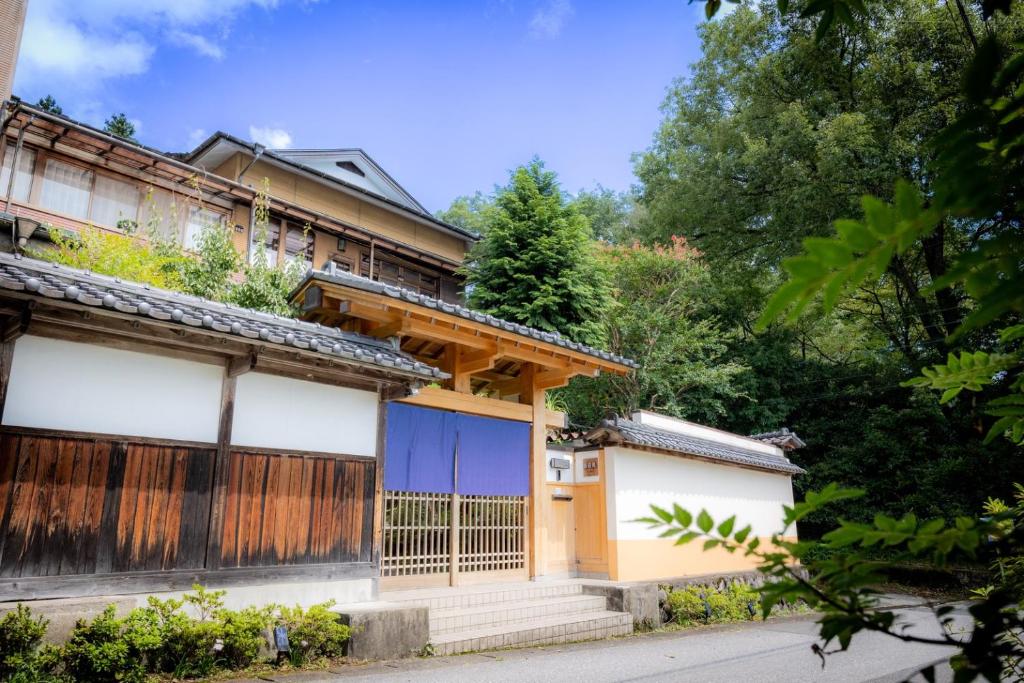 春日光別館 HaruNikko New Wing -Traditional Japanese Ensuite Rooms