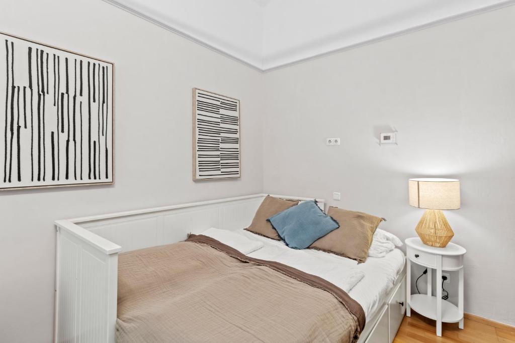 Bright Studio near Augarten - Near City Center - 5min to Metro U2