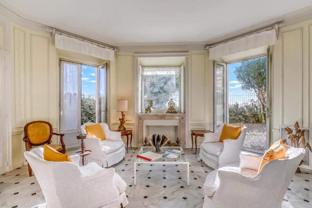 Les Rives d'Or with Sea View Terrace - Happy Rentals