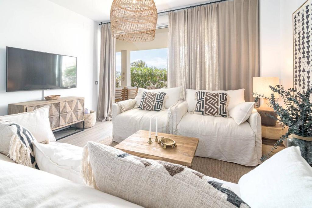 Lm10Bb- Modern Living With Large Sunny Terrace
