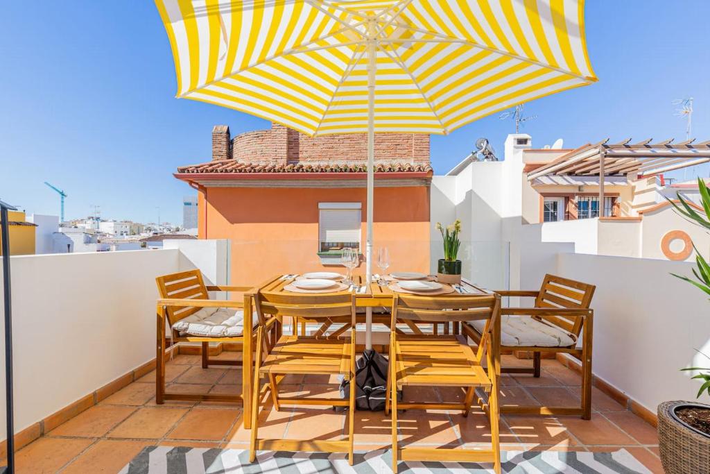 Coral8 - Top Modern Townhouse In Estepona Old Town