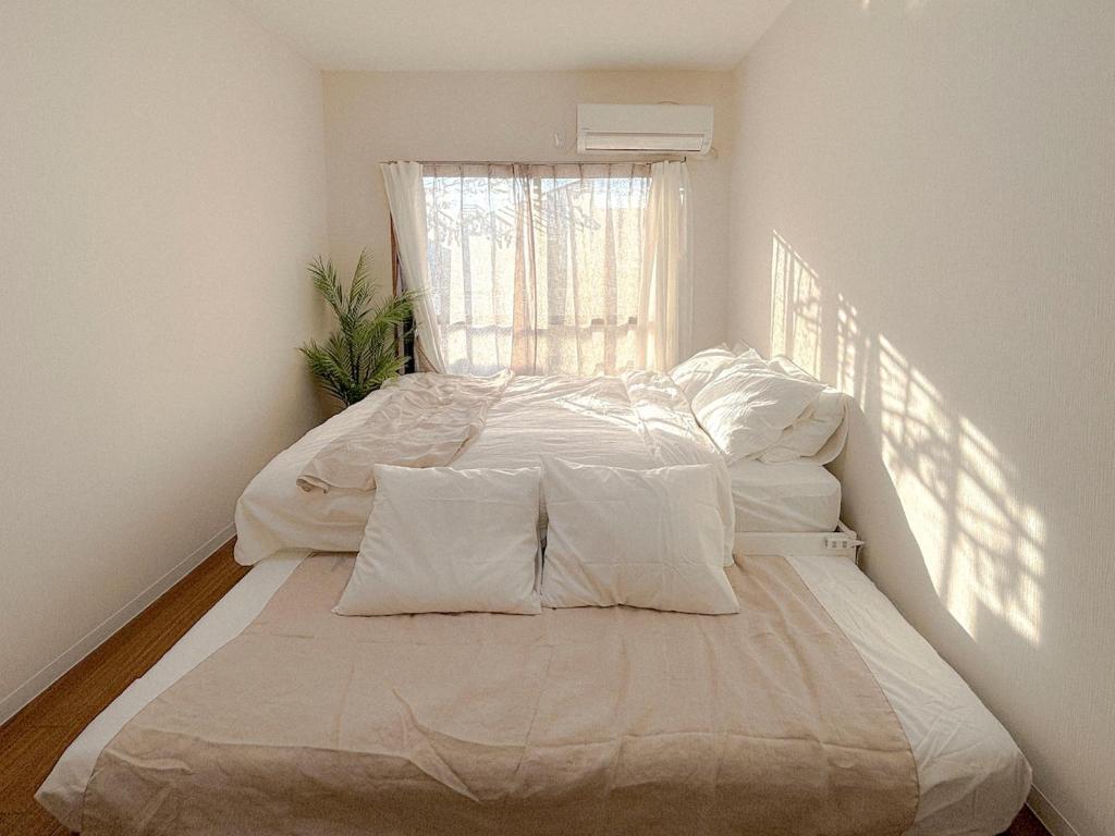 Near Shibuya, Shinjuku, Premium accommodation in the center of Tokyo, 2 queen beds, Up to 4 people, Free luggage storage at check-in
