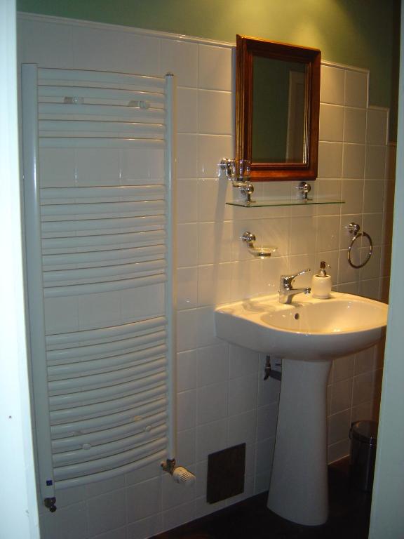 Les Trois Chenes - Chambre Double Avec Douche