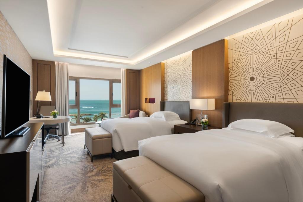 امکانات InterContinental Doha Beach & Spa by IHG - تصویر ۴