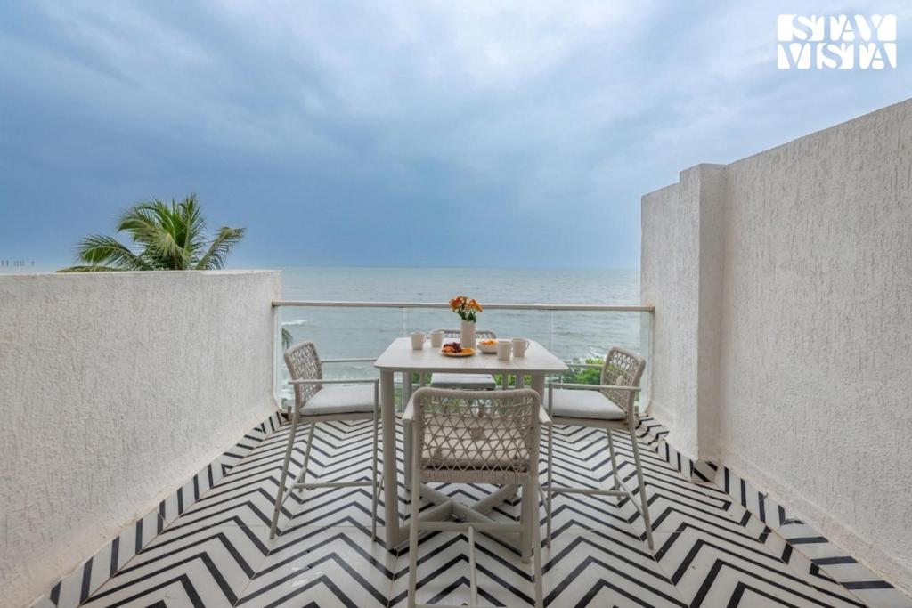 لابی و فضای عمومی Vaana by the Sea, Part of StayVista - تصویر ۵