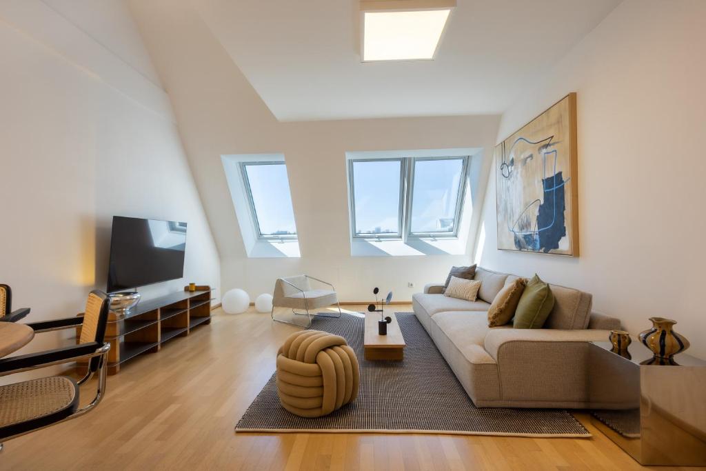 Dachgeschoss Apartment mit Terrasse am Karlsplatz