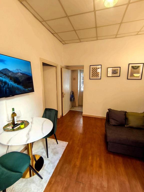 Charming apartment with Terrace by Spanish Steps