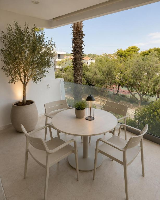 Boutique Apartment 5 min walk to Beach