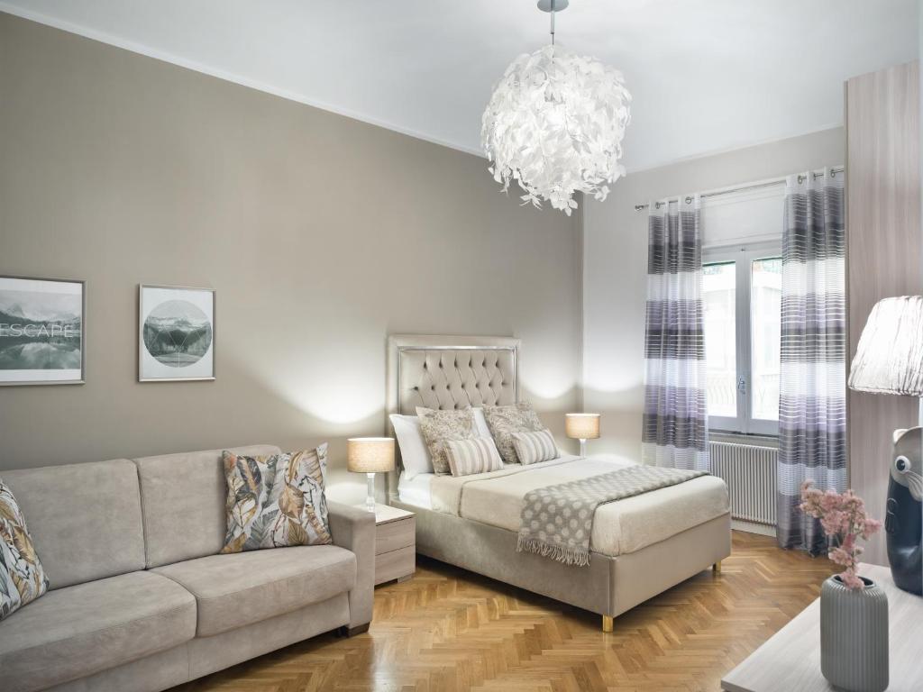 Vomero Elegante - 4 Camere - Ideale per Famiglie