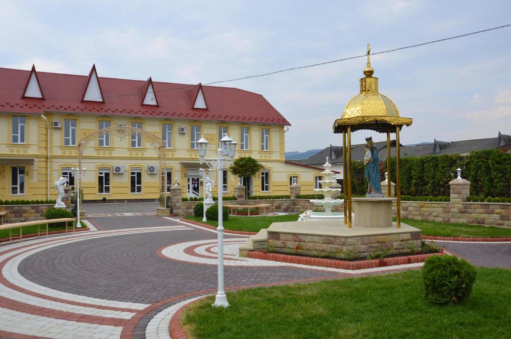 Budova, kde se hotel nachází