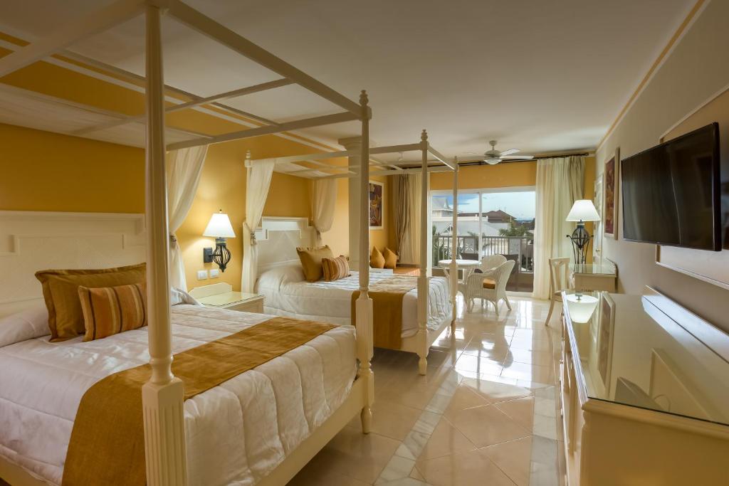 Bahia Principe Escape Bouganville - Adults Only - All Inclusive - Suite Junior Deluxe (1 Adulto)