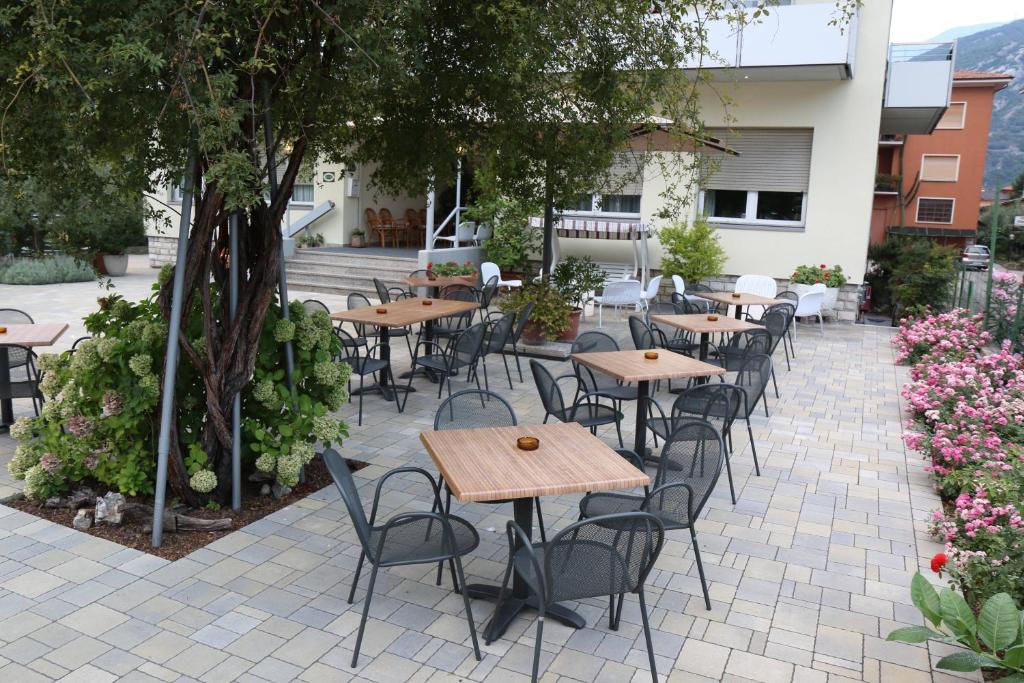 Restaurace v ubytování Hotel Villa Clara