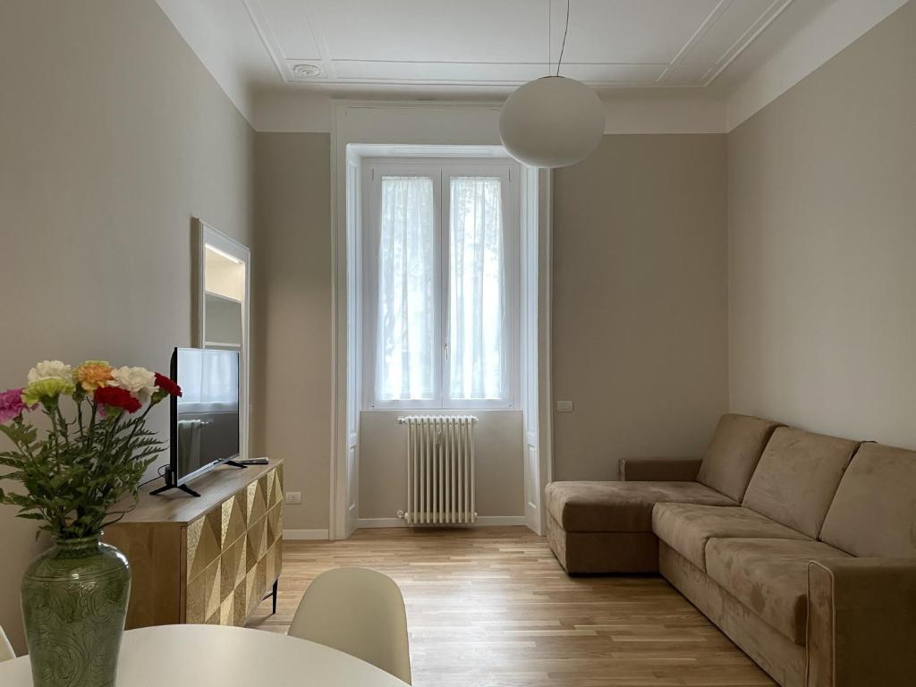 REGINA by The Blue Twins apartments Milano