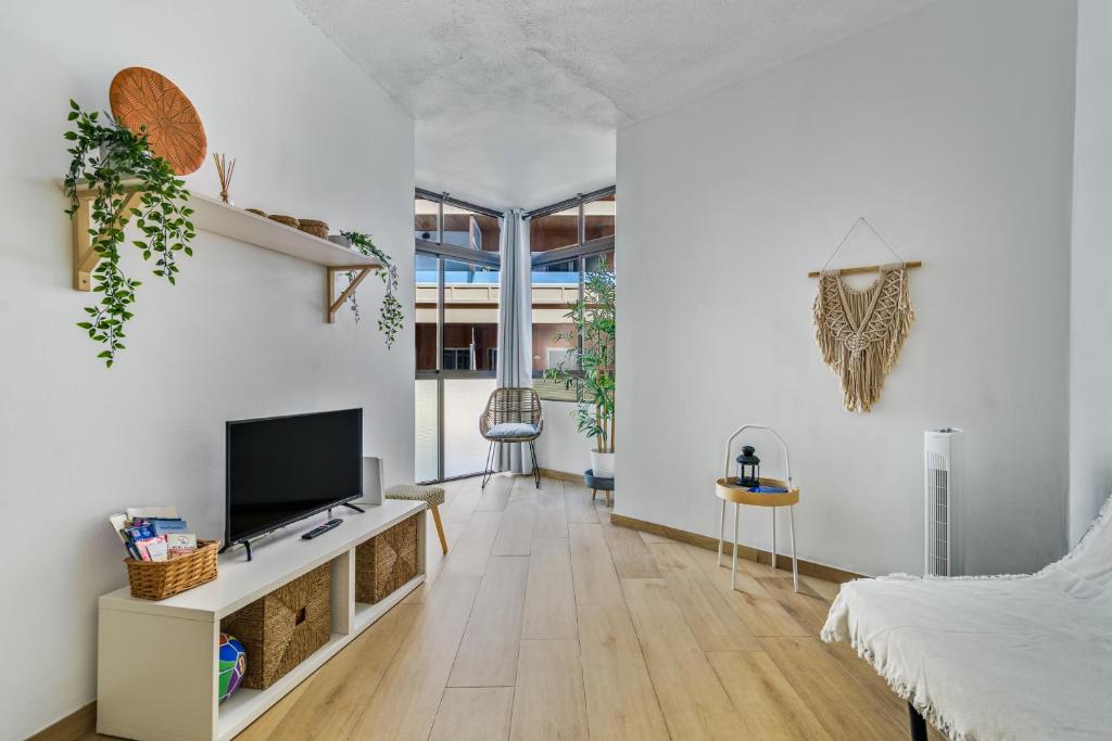 Home2Book Las Canteras Beach & City Stay